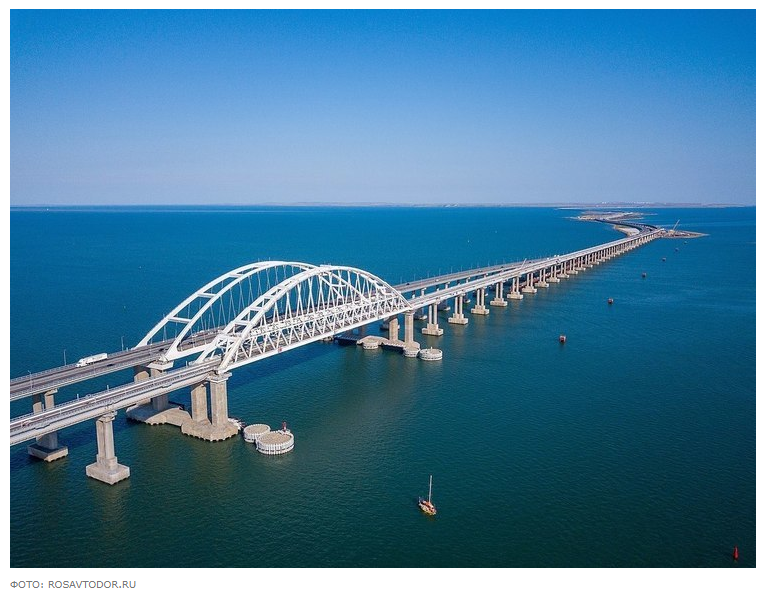 Обещания Киева мельчают: командующий украинским флотом решил уничтожить Крымский мост